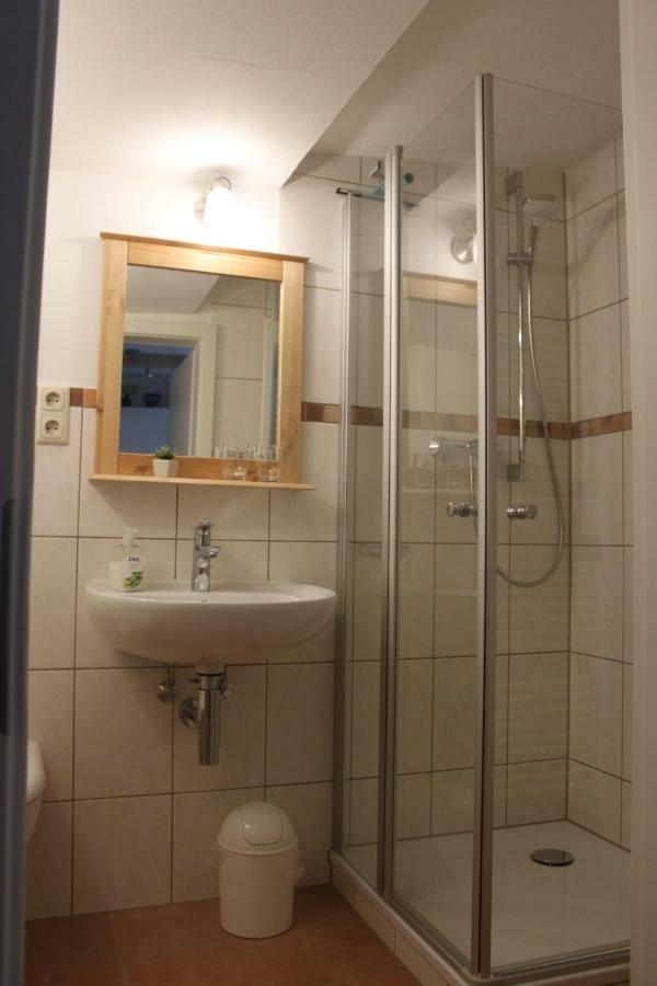 Ferienwohnung Haus zum kleinen Helm Erfurt Exterior foto